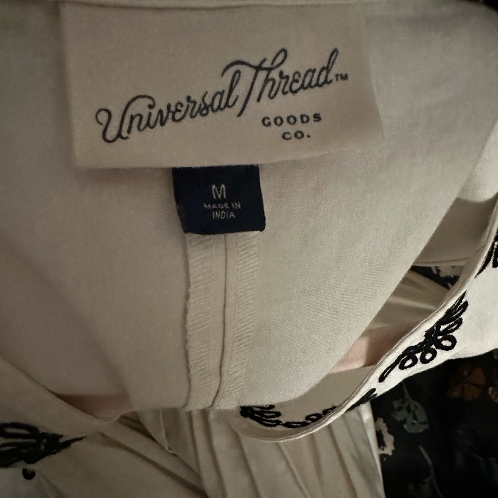 Universal Thread White Maxi Dress with Black Embroidered Accents - Picture 4 of 4